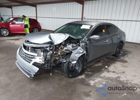 2015 Nissan Altima 2.5/2.5 S/2.5 Sl/2.5 Sv z USA, uszkodzony, nr VIN 1N4AL3AP9FN300596